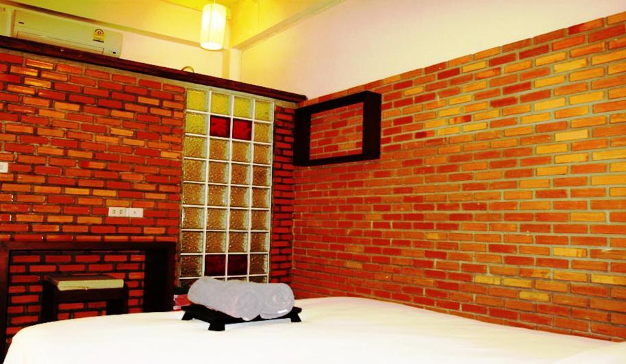 Smile House Guesthouse Chiang Mai Esterno foto
