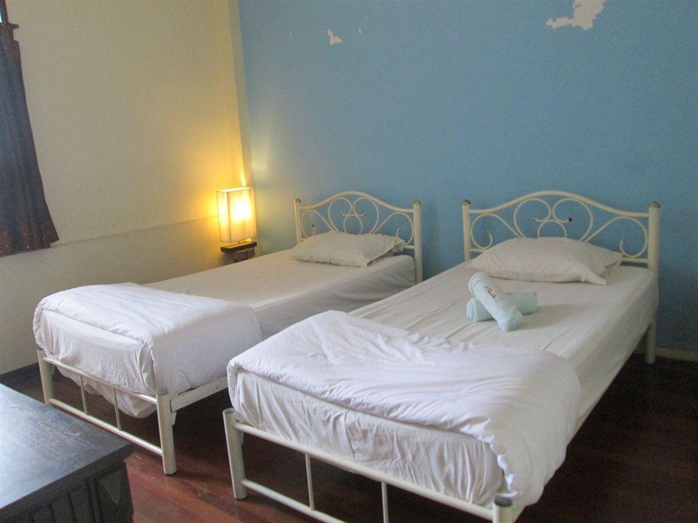 Smile House Guesthouse Chiang Mai Esterno foto