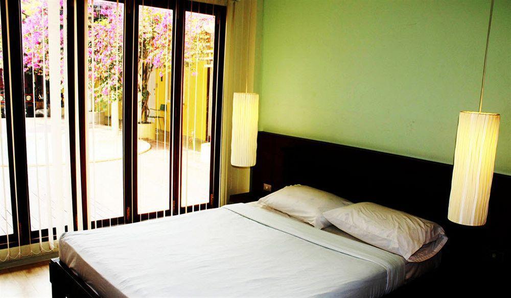 Smile House Guesthouse Chiang Mai Esterno foto