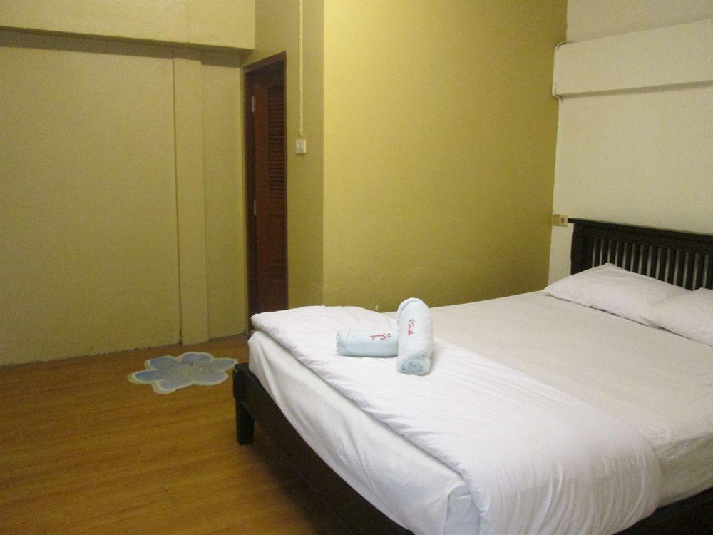 Smile House Guesthouse Chiang Mai Esterno foto
