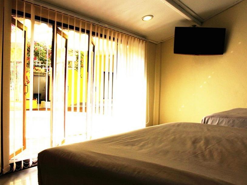 Smile House Guesthouse Chiang Mai Esterno foto