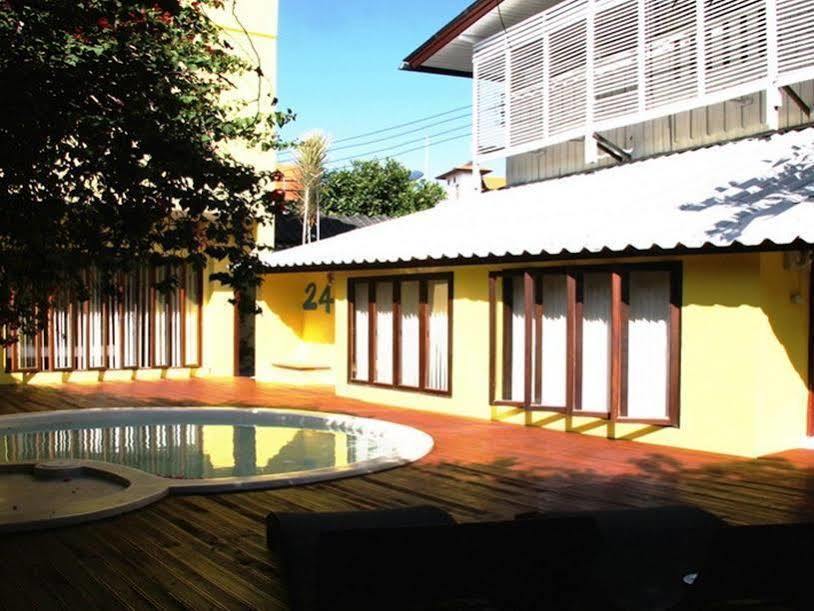 Smile House Guesthouse Chiang Mai Esterno foto